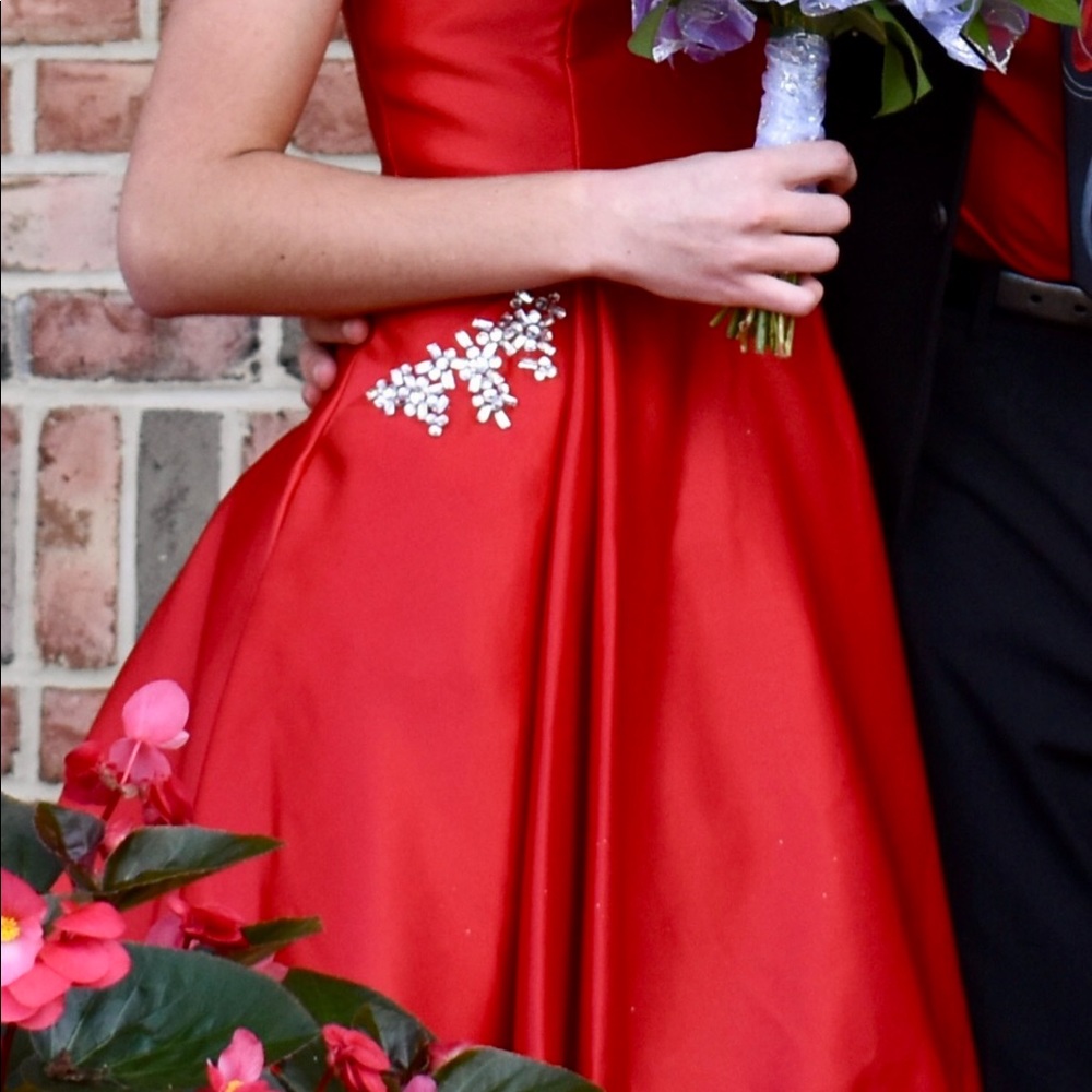Red strapless homecoming dress